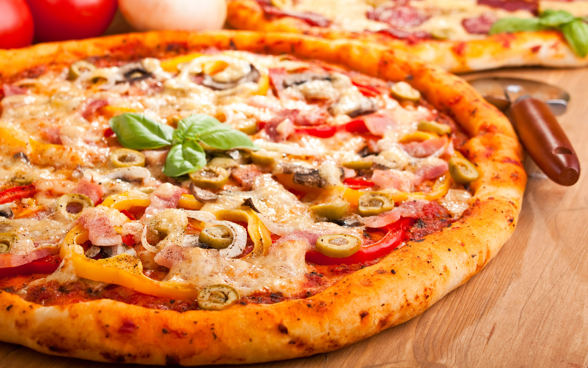 Are you looking for a Pizza delivery company that can deliver great tasting HOT food on time?